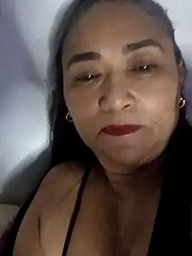 linda luna29 online show from 6, 11, 2025