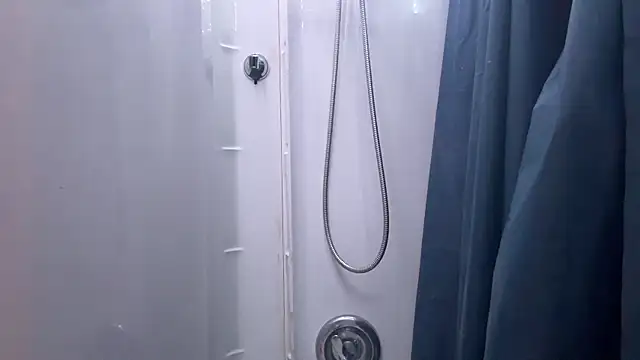 Pussyismyfavoritetaste online show from 5, 3, 2026