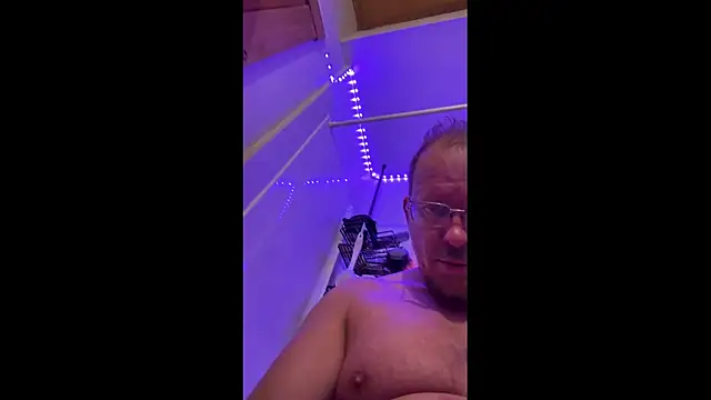 Pussyismyfavoritetaste online show from 12, 3, 2026