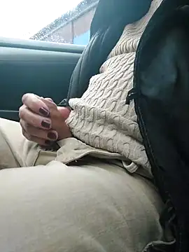 Snapshot of lynxman chatting on 17, 12, 2025 lynxman online show from 17, 12, 2025