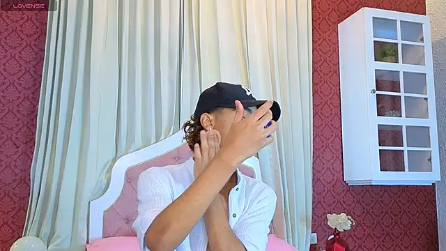 Snapshot of AlanCutee chatting on 31, 5, 2026 AlanCutee online show from 31, 5, 2026