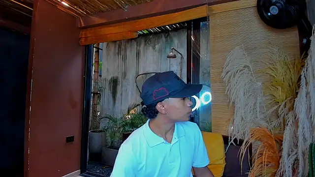 AlanCutee online show from 20, 12, 2025