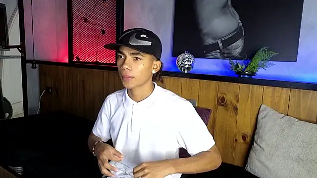 AlanCutee online show from 15, 3, 2026