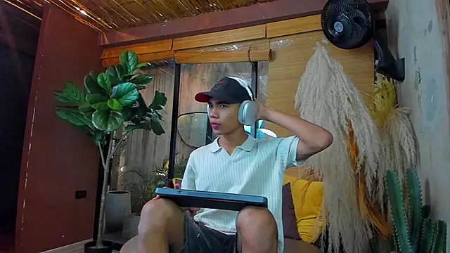 AlanCutee online show from 1, 12, 2025