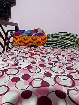 Cute-Swewty online show from 6, 11, 2025