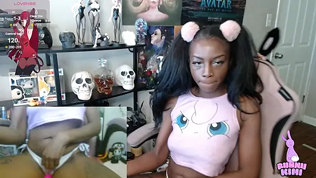 Snapshot of bunniikimi chatting on 13, 9, 2025 bunniikimi online show from 13, 9, 2025