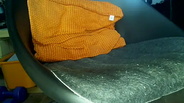 Snapshot of TobyDick13 chatting on 28, 10, 2025 TobyDick13 online show from 28, 10, 2025