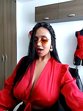 Esmeralda333 online show from 19, 10, 2025