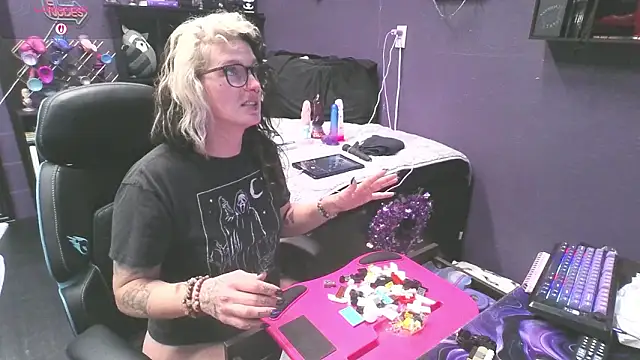 oddywithabody online show from 23, 2, 2026