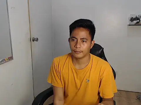 Lloyd wintours online show from 29, 11, 2025