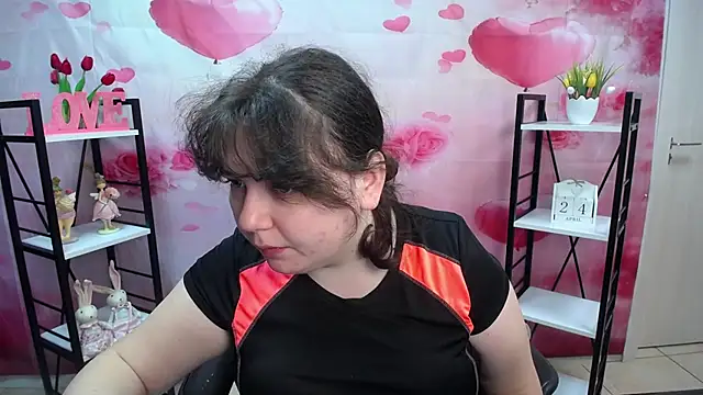 Snapshot of NeonilaLisova chatting on 25, 4, 2026 NeonilaLisova online show from 25, 4, 2026