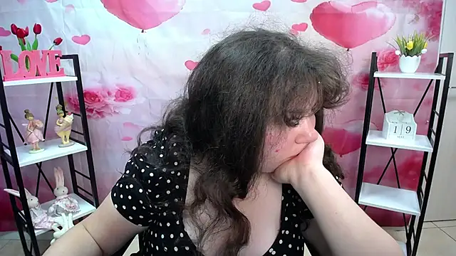 Snapshot of NeonilaLisova chatting on 19, 5, 2026 NeonilaLisova online show from 19, 5, 2026