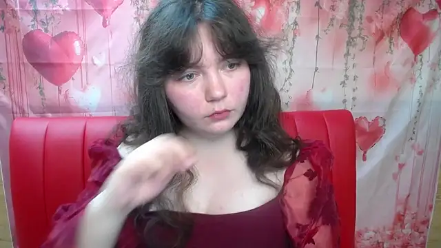 Snapshot of NeonilaLisova chatting on 5, 5, 2026 NeonilaLisova online show from 5, 5, 2026