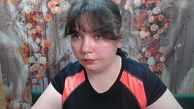 Snapshot of NeonilaLisova chatting on 12, 5, 2026 NeonilaLisova online show from 12, 5, 2026