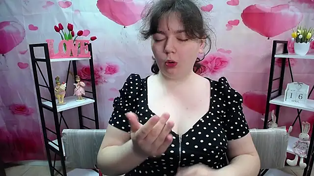 NeonilaLisova online show from 16, 4, 2026