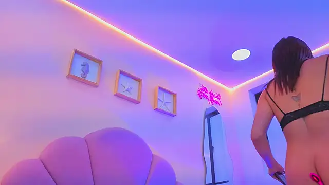  Grace turner  online show from 7, 10, 2025