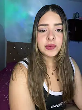 Nahomy cm online show from 5, 7, 2026