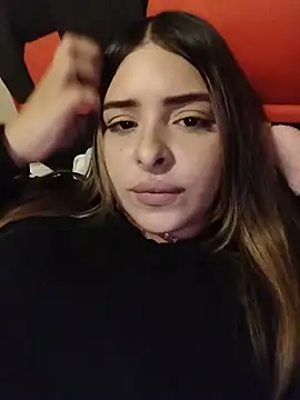 Nahomy cm online show from 31, 5, 2026