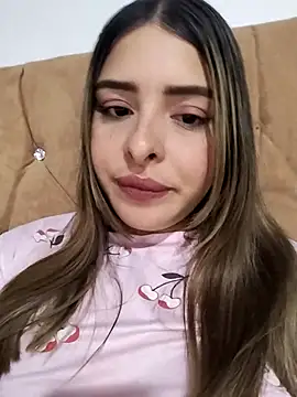 Nahomy cm online show from 22, 4, 2026