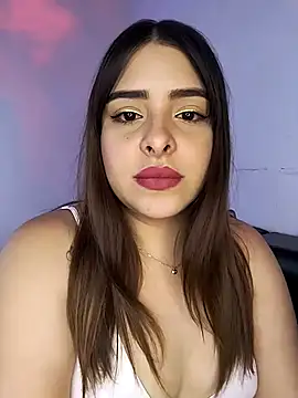 Nahomy cm online show from 10, 10, 2025