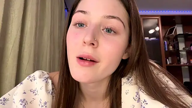 Adel strongwoman online show from 21, 12, 2025