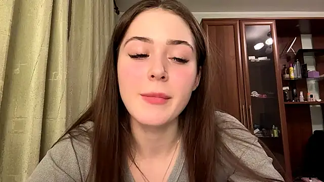 Adel strongwoman online show from 18, 3, 2026