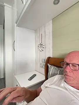 philefc online show from 4, 10, 2025