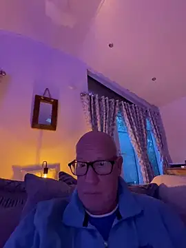 philefc online show from 21, 12, 2025