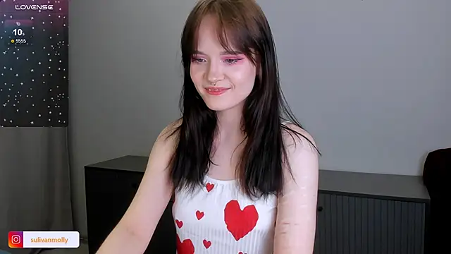 MollySulivan online show from 23, 9, 2025