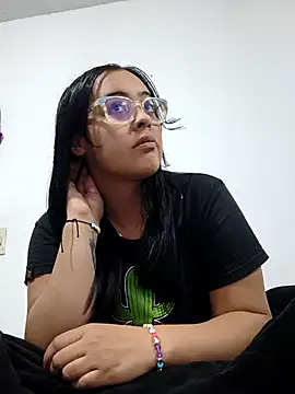 Sofia leving online show from 26, 9, 2025