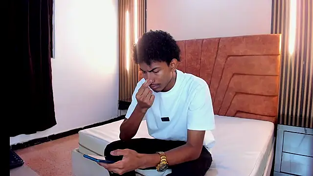 FYKMOR 1 online show from 8, 11, 2025