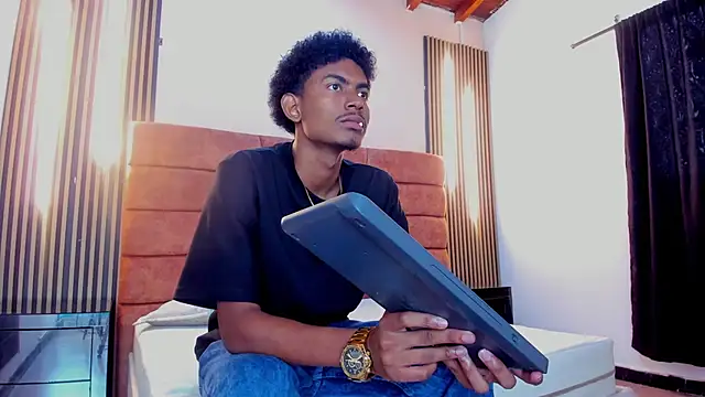 FYKMOR 1 online show from 25, 11, 2025