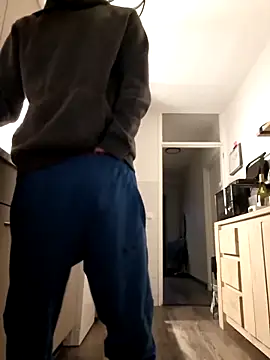 kompiee online show from 22, 12, 2025