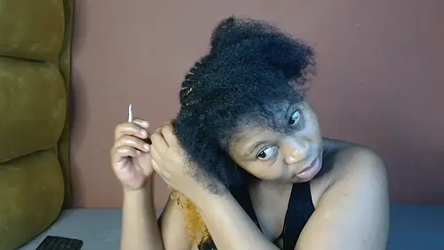 Snapshot of SexxyAddiict chatting on 28, 11, 2025 SexxyAddiict online show from 28, 11, 2025