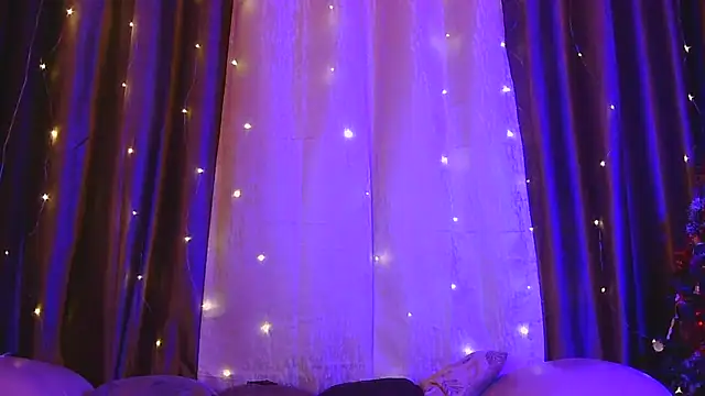 KARISHMA-STRIP online show from 10, 3, 2026