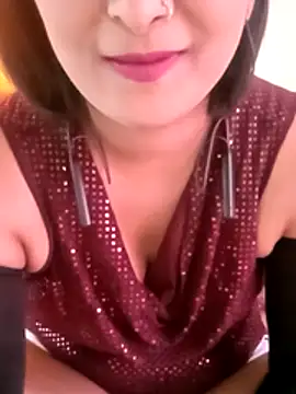 Snapshot of Queen_Kushi4 chatting on 15, 6, 2026 Queen Kushi4 online show from 15, 6, 2026