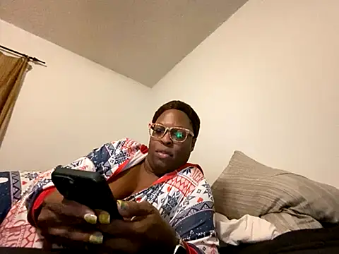 Snapshot of KANDIS864 chatting on 25, 9, 2025 KANDIS864 online show from 25, 9, 2025
