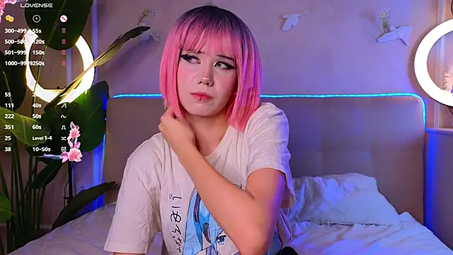 PhyllisSanchez online show from 9, 11, 2025