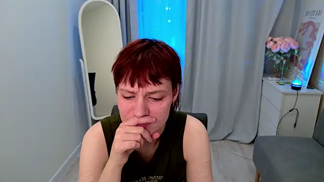 Hairy Queen  online show from 29, 9, 2025