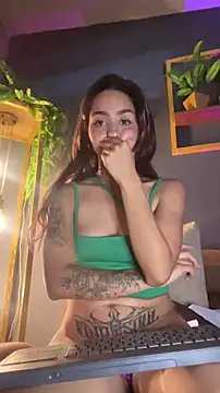 Snapshot of RACHELRUIZ chatting on 3, 12, 2025 RACHELRUIZ online show from 3, 12, 2025