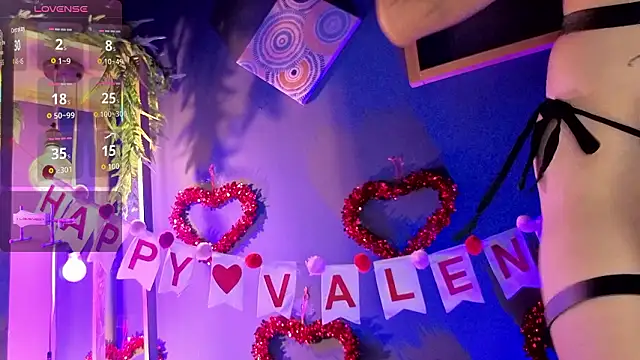 RACHELRUIZ online show from 11, 2, 2026