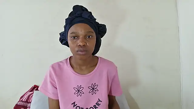 SexyBitchx01 online show from 12, 11, 2025