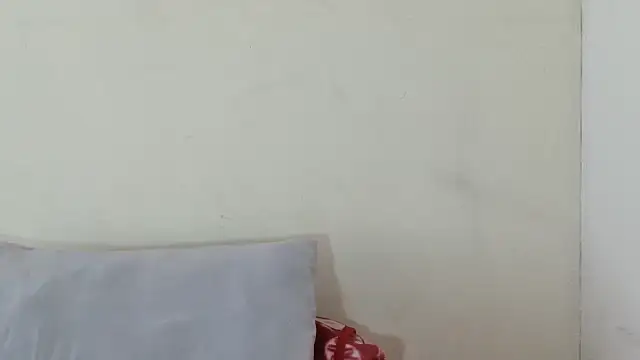 SexyBitchx01 online show from 8, 10, 2025