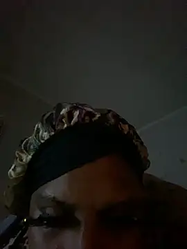 Snapshot of juicy92 chatting on 5, 10, 2025 juicy92 online show from 5, 10, 2025