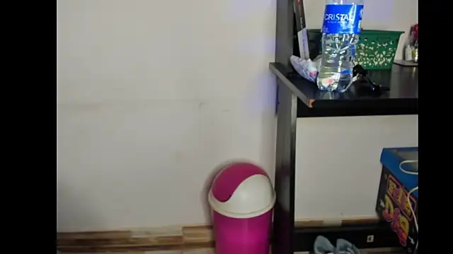 Candy violetta  online show from 4, 11, 2025