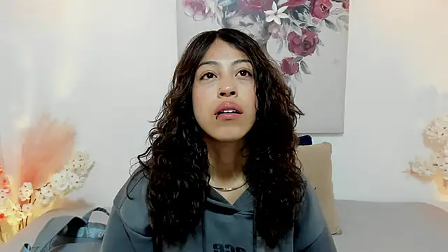 liily grey online show from 2, 10, 2025