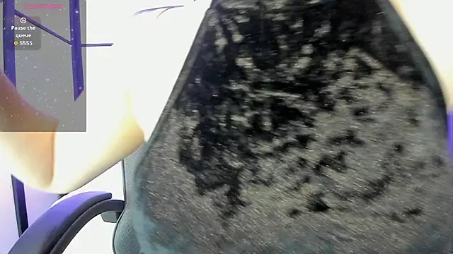 SamaraAnders  online show from 4, 2, 2026