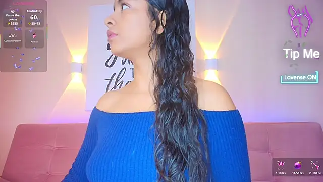 SunnyGilmoree online show from 28, 11, 2025