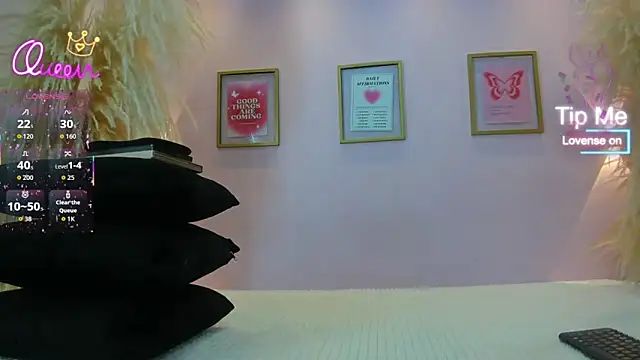 SunnyGilmoree online show from 22, 4, 2026