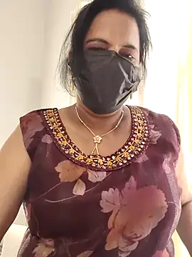 mallu-lover online show from 20, 4, 2026